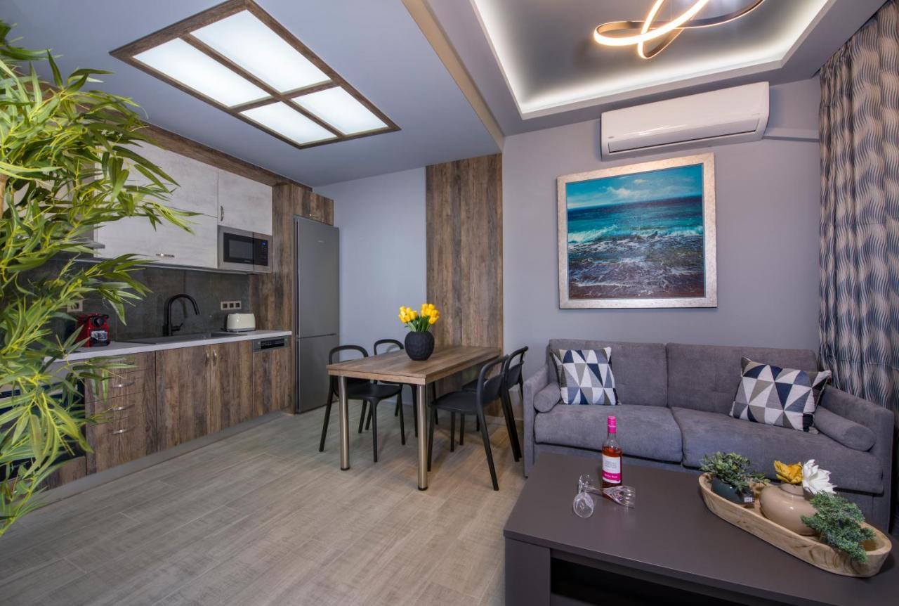 Rena'S Luxury Apartment With Free Private Parking 干尼亞 外观 照片